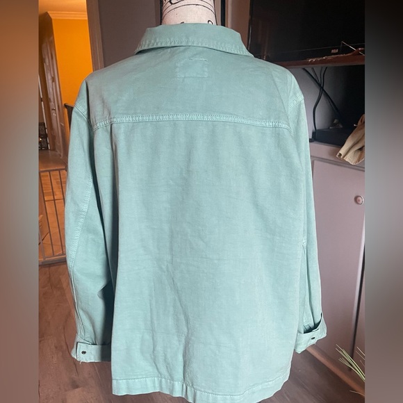 🐣Universal Threads - Light green Denim Jacket Size XXL  Perfect for Spring! - Picture 2 of 9